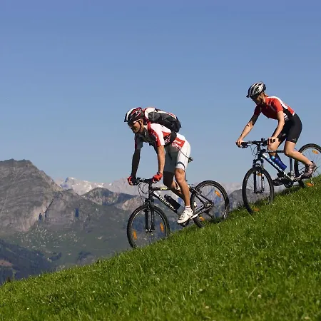 Mountain And Lake Sixteen Апартаменты *